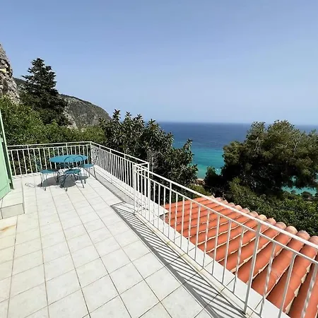 Apartment Entre Les Citronniers Et La